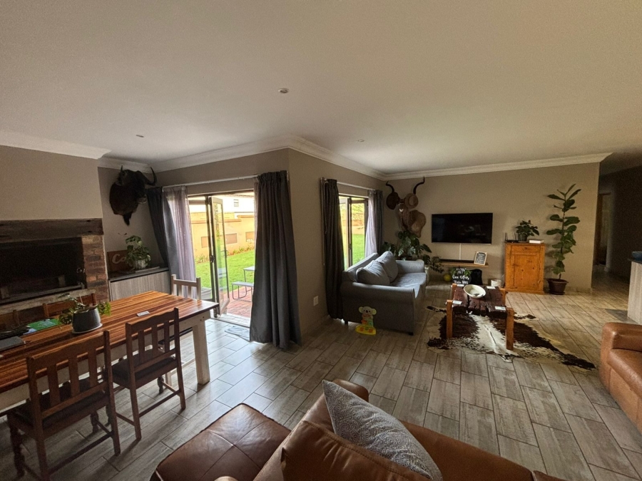 3 Bedroom Property for Sale in Wilkoppies North West